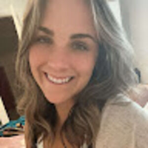 Meet your Posher, Carissa